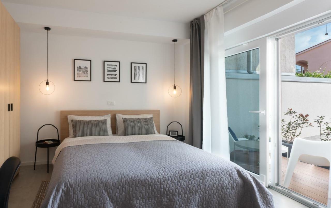 Apartment Profondo Pula Luaran gambar