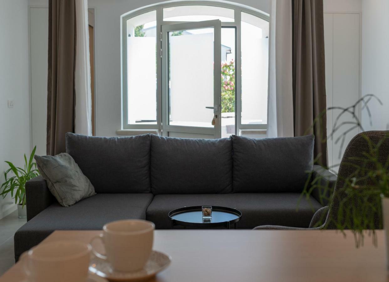 Apartment Profondo Pula Luaran gambar