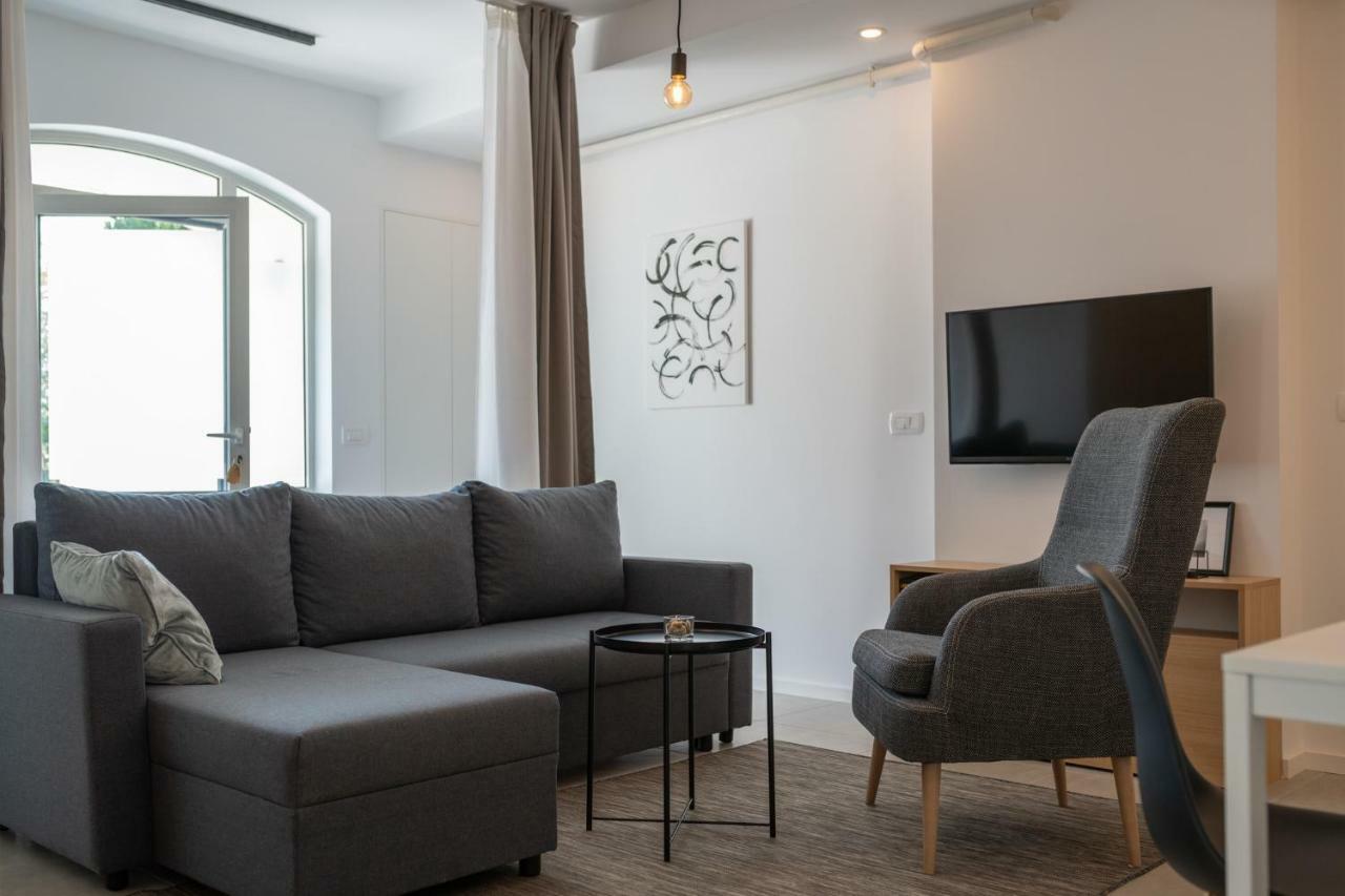 Apartment Profondo Pula Luaran gambar